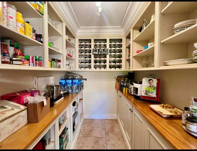 4 BEDROOM HOUSE FOR SALE IN TARRAGONA